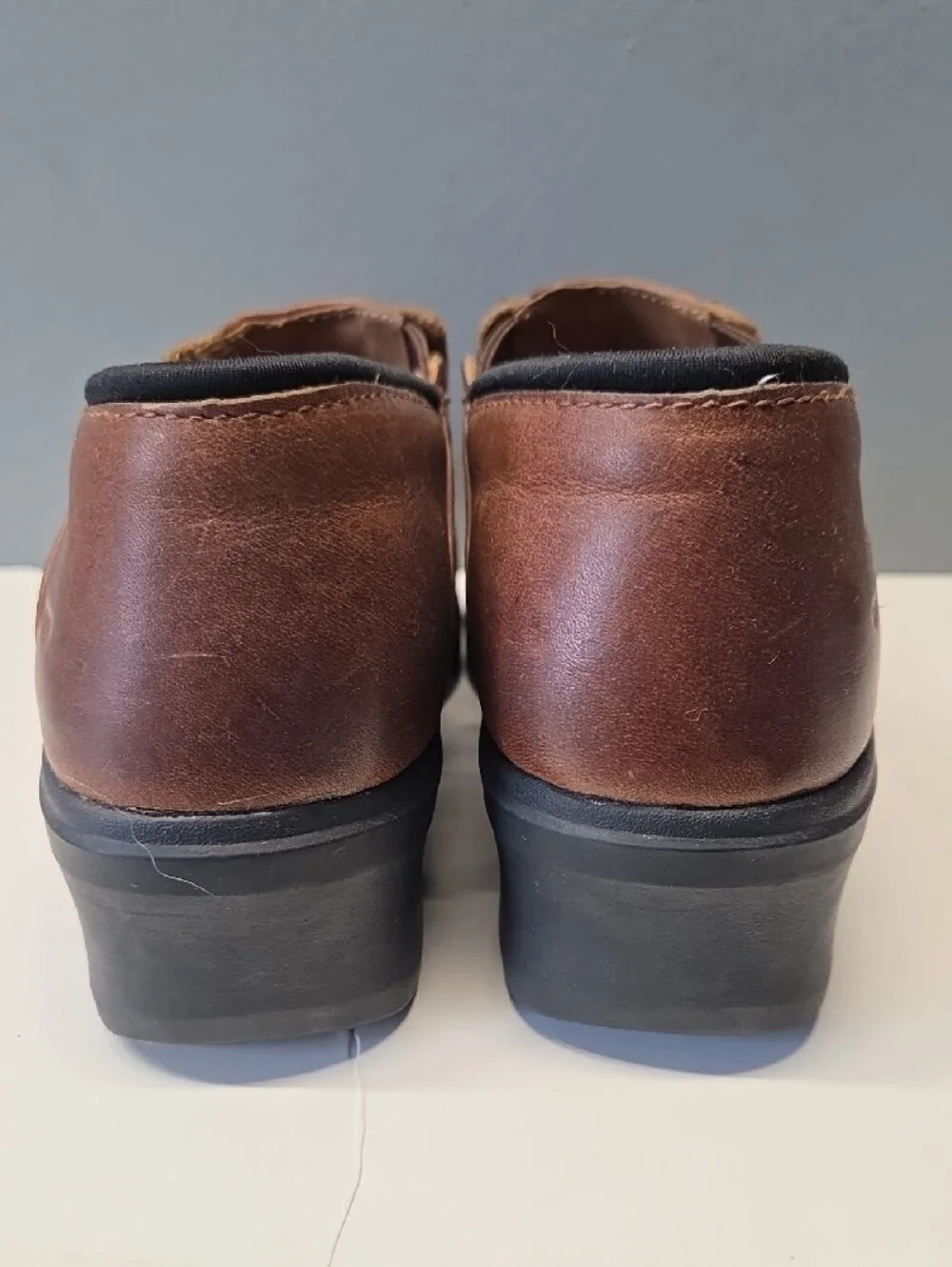 Ariat Brown Leather Slip-On Platform Clogs Size 9B
